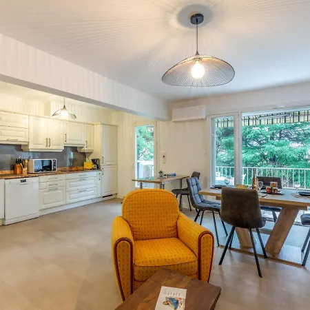 Le Goeland By Interhome * Frejus